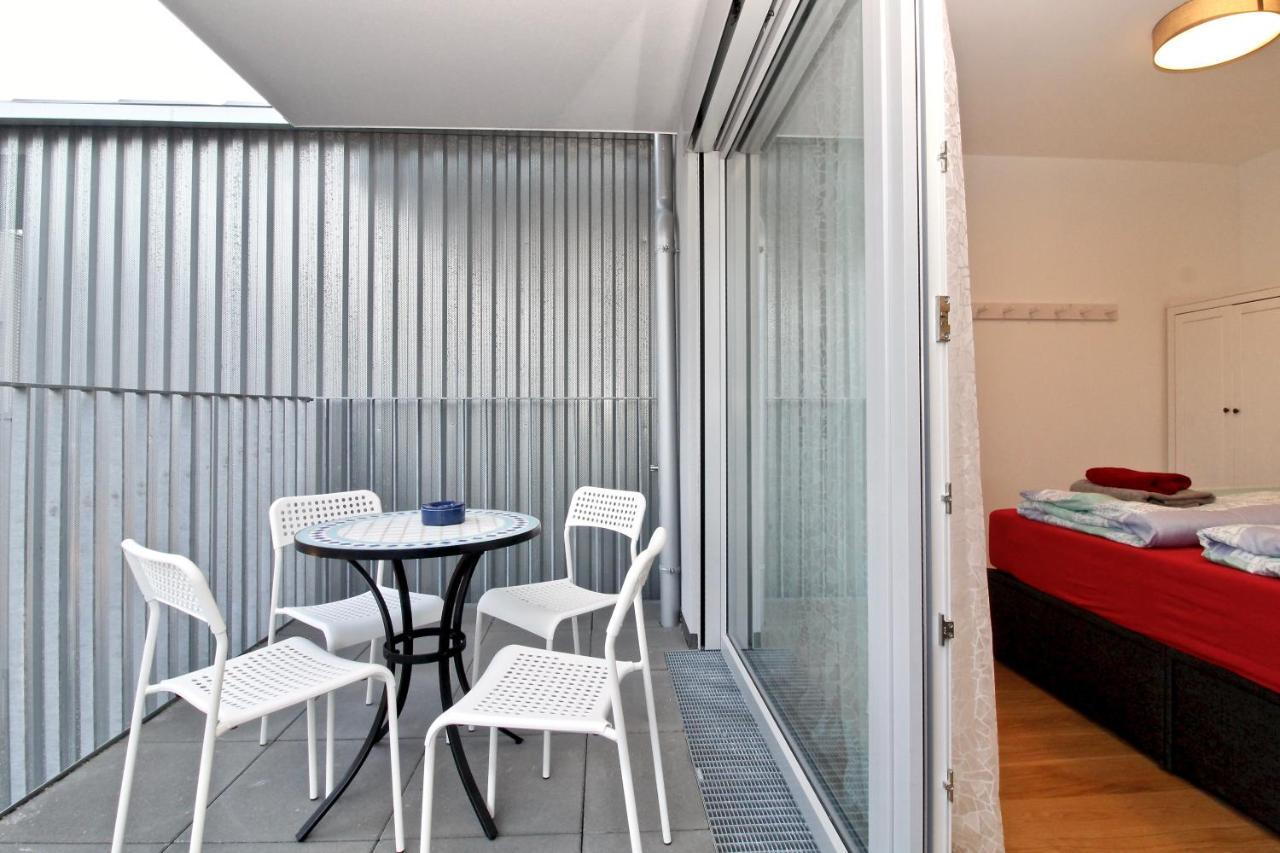 Balcony/Pool/Free Parking Garage Studio Wien Exteriör bild