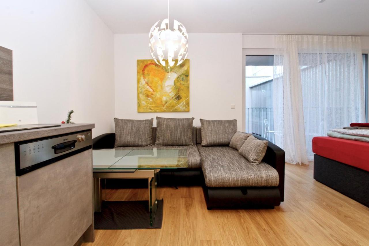Balcony/Pool/Free Parking Garage Studio Wien Exteriör bild